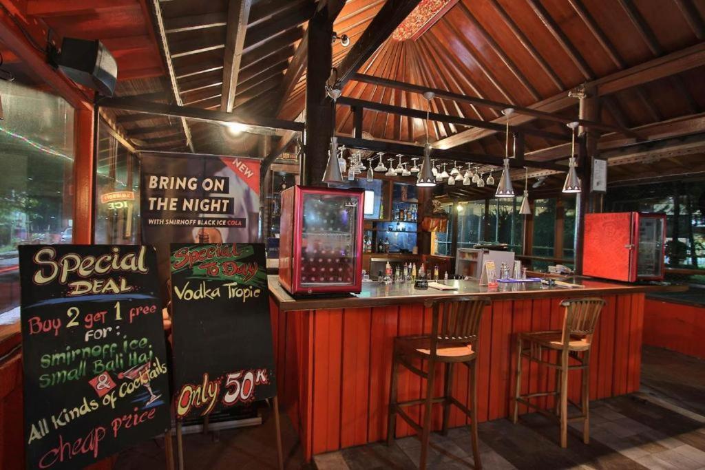 Club Bali Suite Legian Ngoại thất bức ảnh